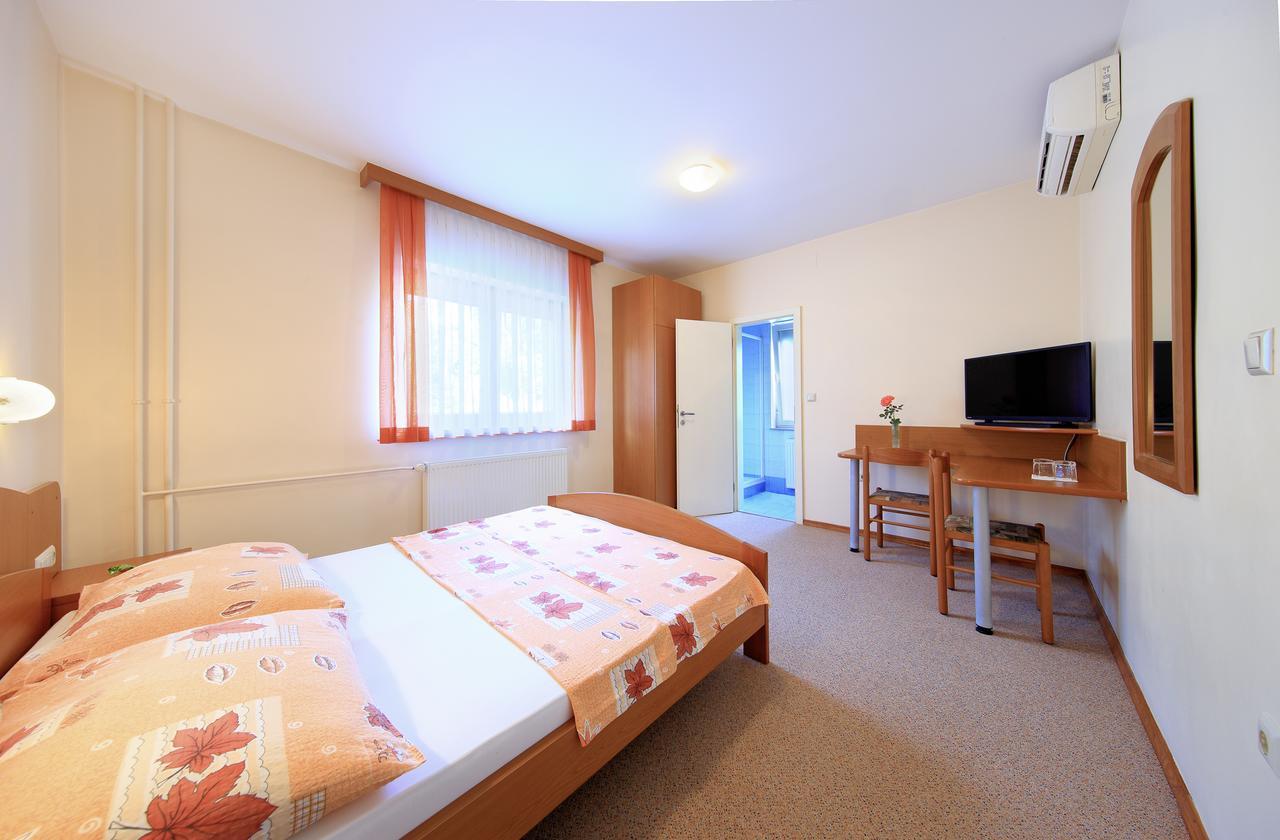 Rooms Sustersic Λιουμπλιάνα Εξωτερικό φωτογραφία