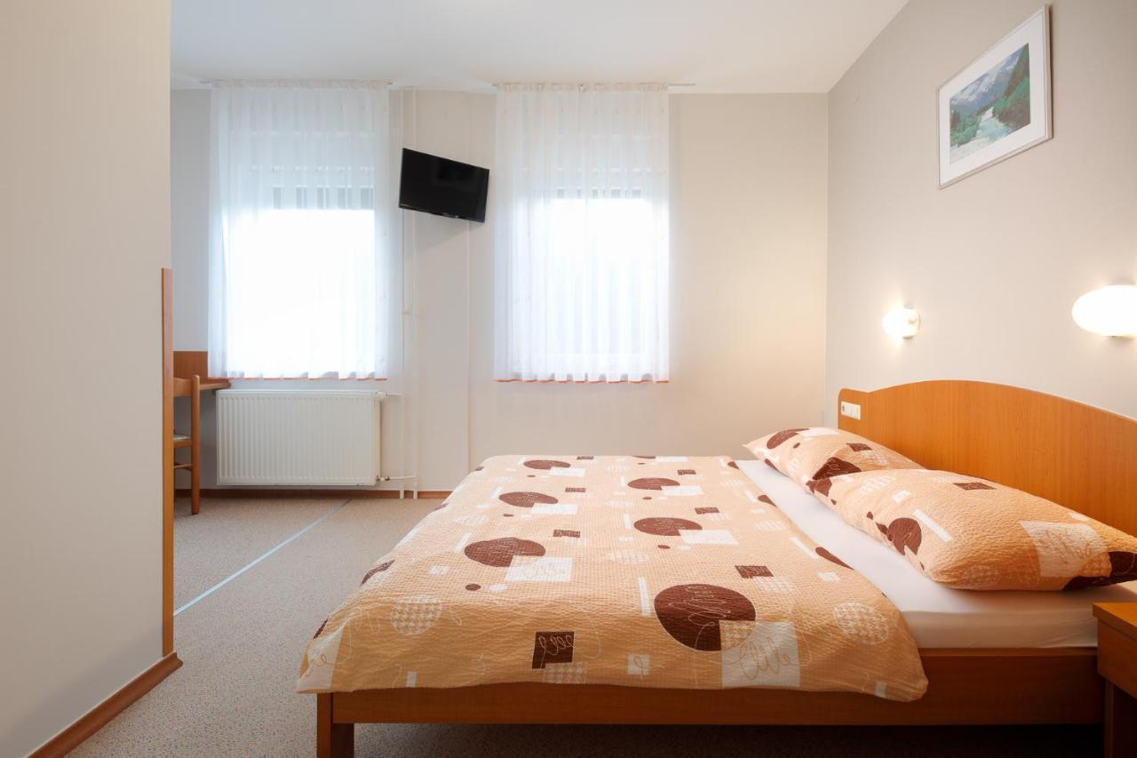 Rooms Sustersic Λιουμπλιάνα Εξωτερικό φωτογραφία
