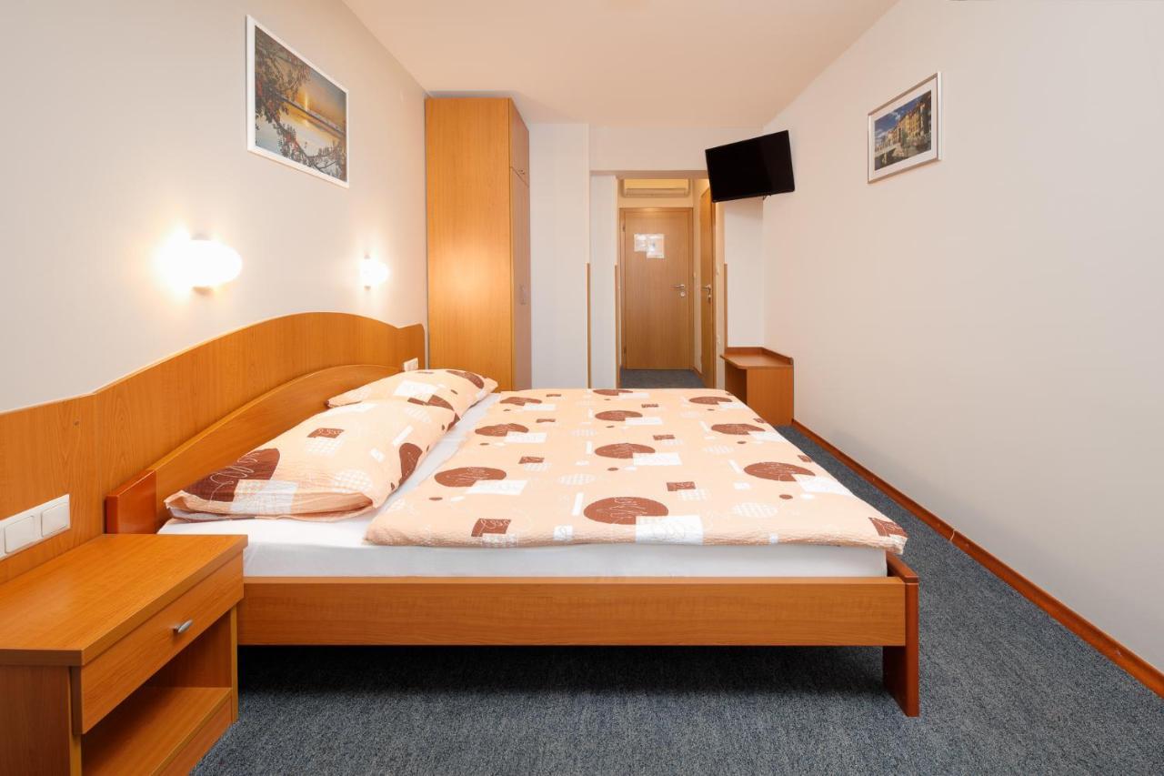 Rooms Sustersic Λιουμπλιάνα Εξωτερικό φωτογραφία
